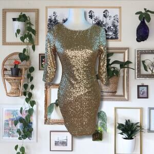 New Ruby Rox Women's Matte Gold Sequin Half Sleeve Cocktail Dress Size Small